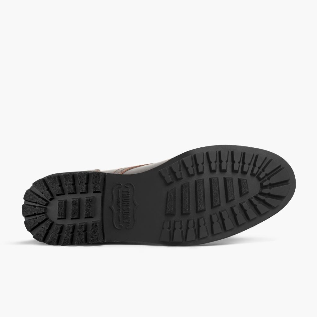 High-Traction Rubber Outsole & Lug Tread Pattern on Vanguard Waxed Cacao Кожаные ботинки для Мужчин For Men