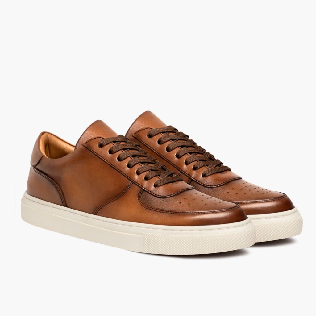 Court Toffee x Off-White Кожаные кеды для Мужчин in White Full-Grain Leather - Вид сбоку | Купить в официальном онлайн-магазине