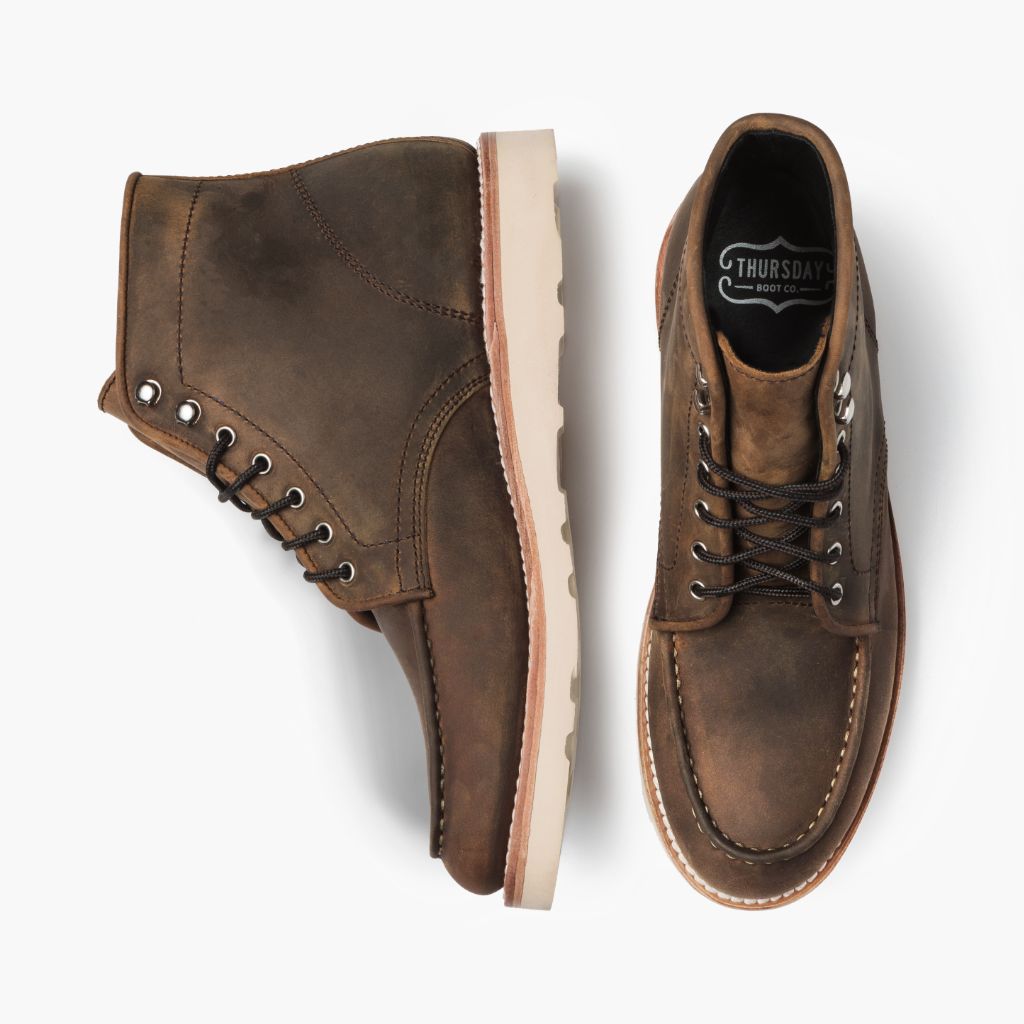 High-Traction Rubber Outsole & Lug Tread Pattern on Diplomat Burnt Copper Кожаные ботинки для Мужчин