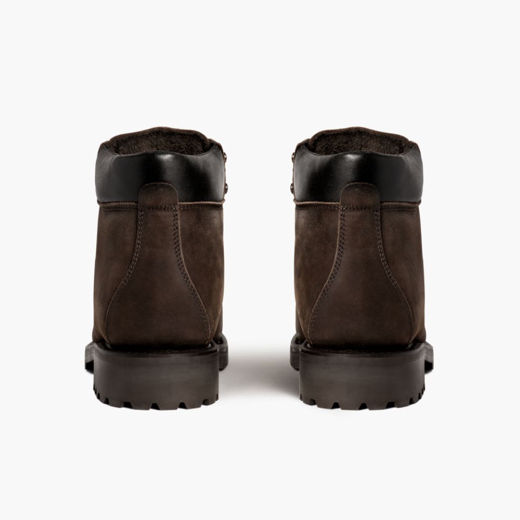 High-Traction Rubber Outsole & Lug Tread Pattern on Commander Tobacco Кожаные ботинки для Мужчин