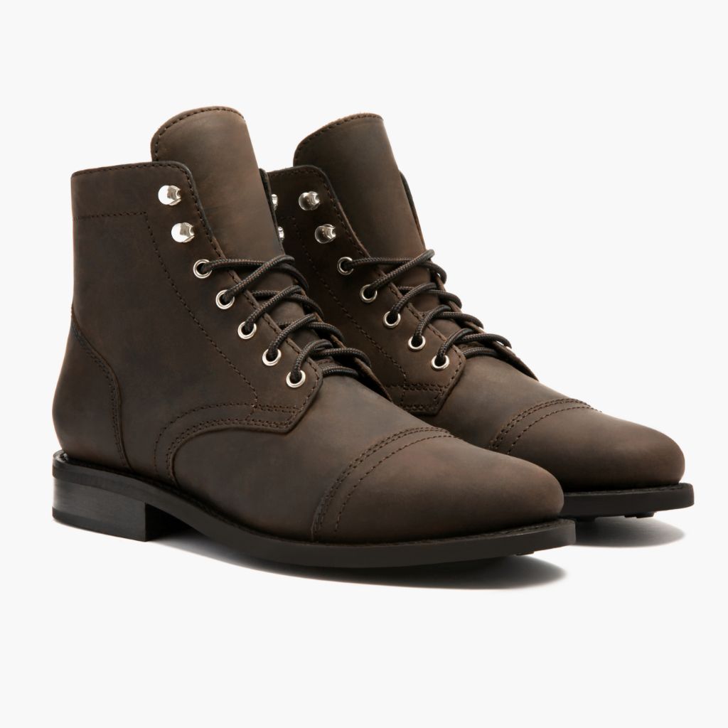 Classic Full-Grain leather Boots - Рантовая конструкция Goodyear Welt и носок обуви