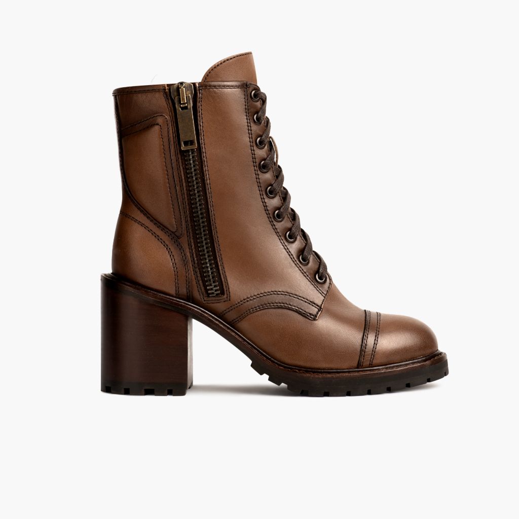 Rebel Amber Wheat Кожаные ботинки для Женщин in Classic Full-Grain Leather - Вид сбоку | Купить в официальном онлайн-магазине
