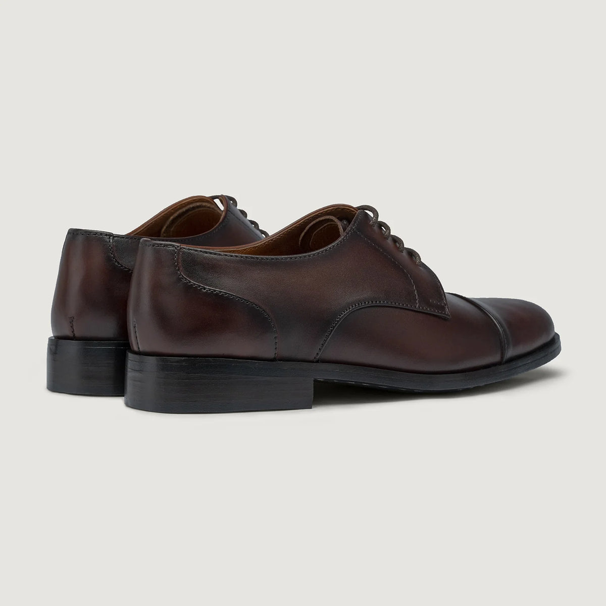 Attorney Derby Burnished Коричневый Кожаная обувь для Мужчин For Men - Усиленный задник и точная двойная строчка