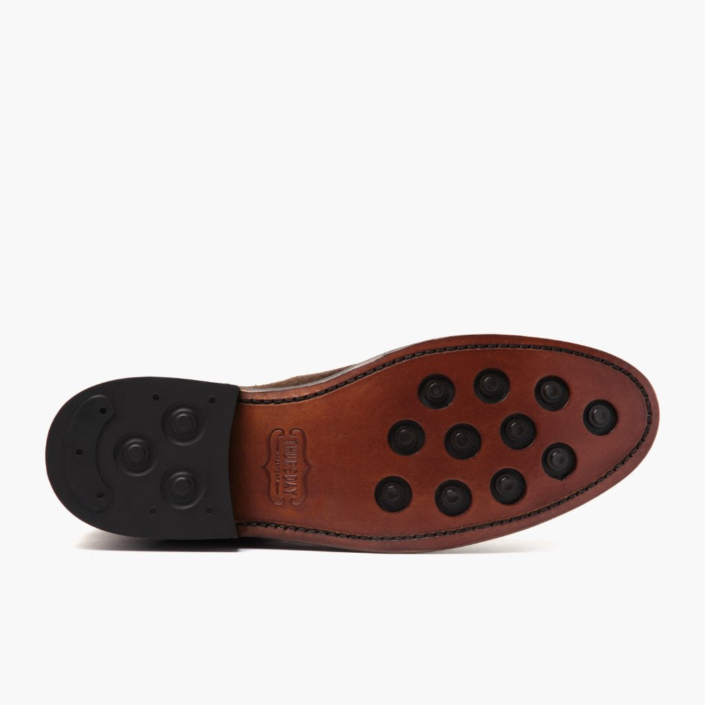 Authentic Full-Grain Leather Grain Depth & Pull-Up Patina Texture Detail