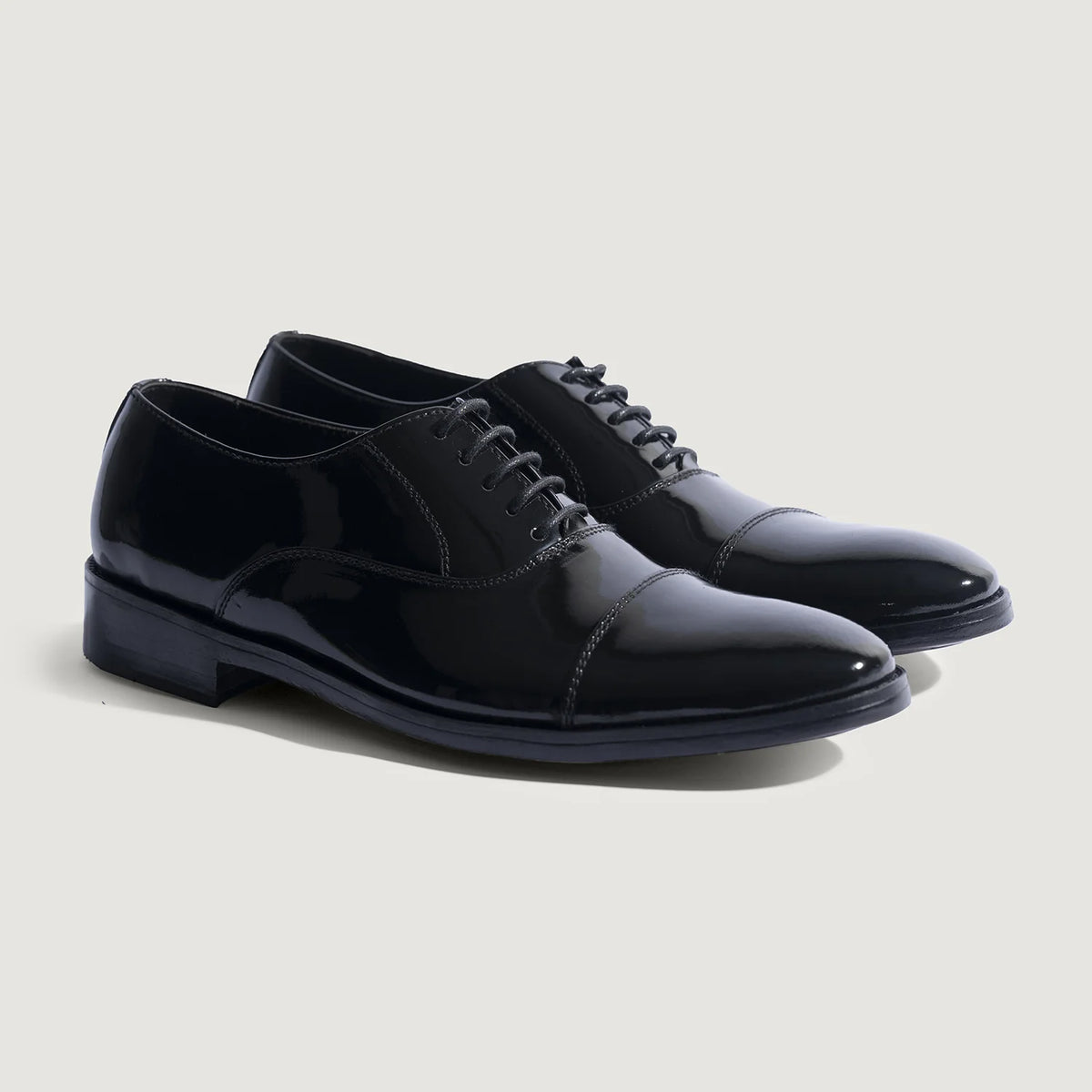 Professor Oxford Черный Кожаная обувь для Мужчин For Men in Patent Black Full-Grain Leather - Вид сбоку | Купить в официальном онлайн-магазине