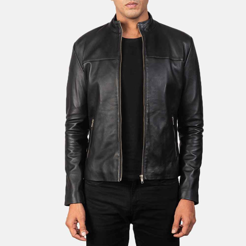 
Adornica Черный Кожаная куртка-косуха для Мужчин in Black Sheepskin Leather - Вид спереди и приталенный силуэт | Купить в официальном онлайн-магазине