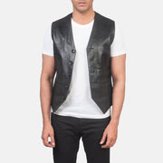 
Auden Черный Кожаный жилет для Мужчин in Black Cowhide Leather - Вид спереди и приталенный силуэт | Купить в официальном онлайн-магазине