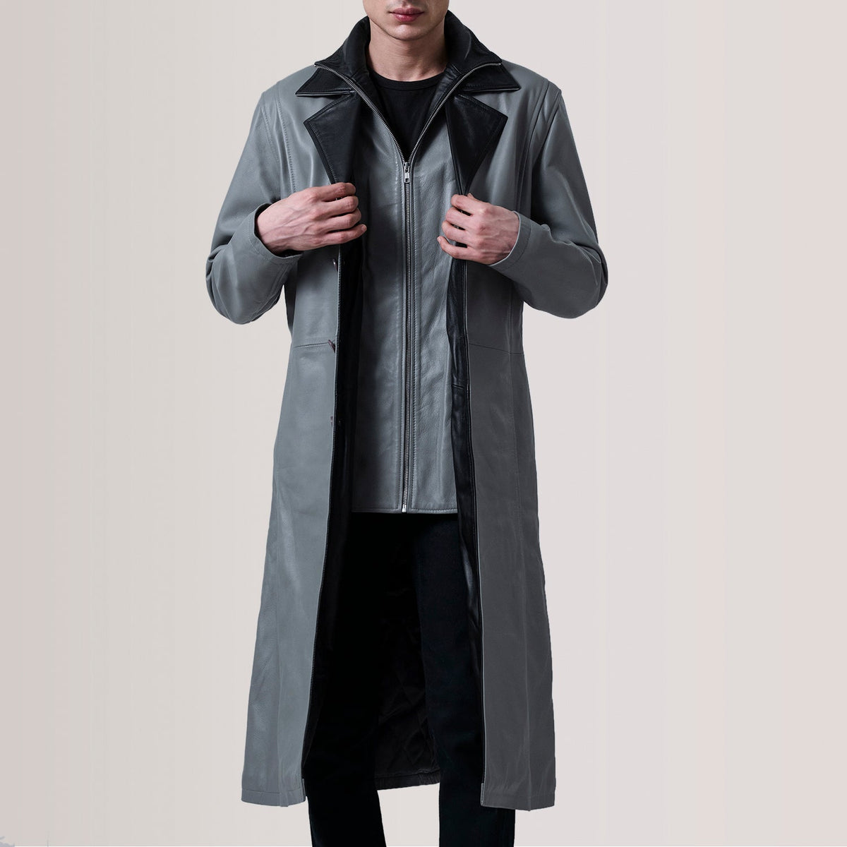
Charlton Grey Leather Single Breasted Кожаное пальто для Мужчин For Men in Grey Sheepskin Leather - Вид спереди и приталенный силуэт | Купить в официальном онлайн-магазине