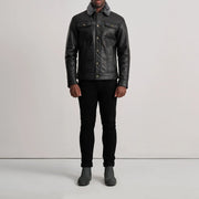 
Dallis Черный Leather Shearling Trucker Кожаная куртка для Мужчин - Вид сбоку, демонстрирующий эргономичный крой рукава