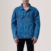 
Eddie Dark Синий Oversized Denim Trucker Кожаная куртка для Мужчин - Вид сзади, подчеркивающий посадку по плечам и ровный край