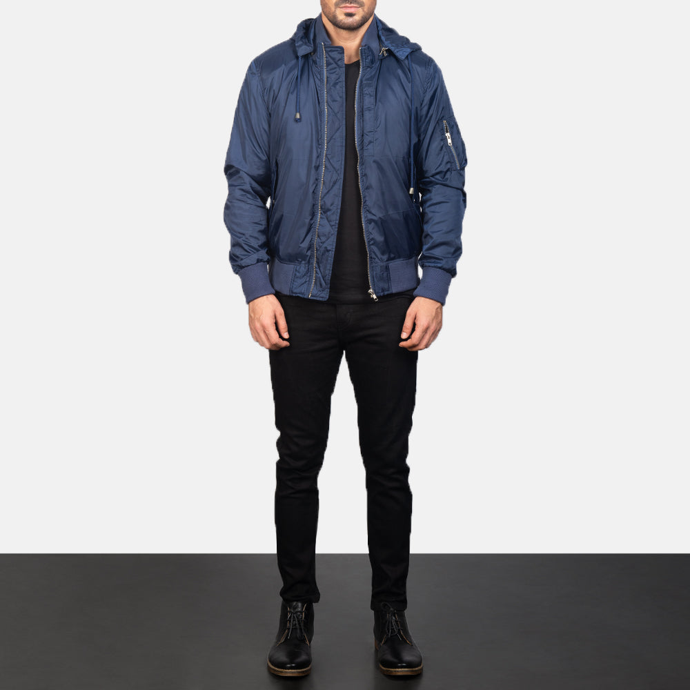 
Blue Hooded Bomber Jacket - Вид сбоку, демонстрирующий эргономичный крой рукава
