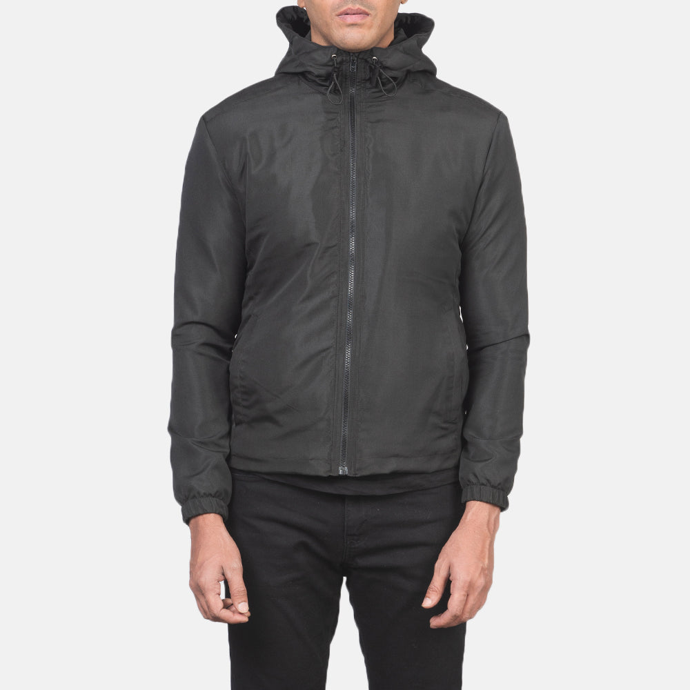 Крупный план деталей of High Neck with Hood & Zipper with wind flap Hardware on Jimmy Black Hooded Windbreaker Jacket