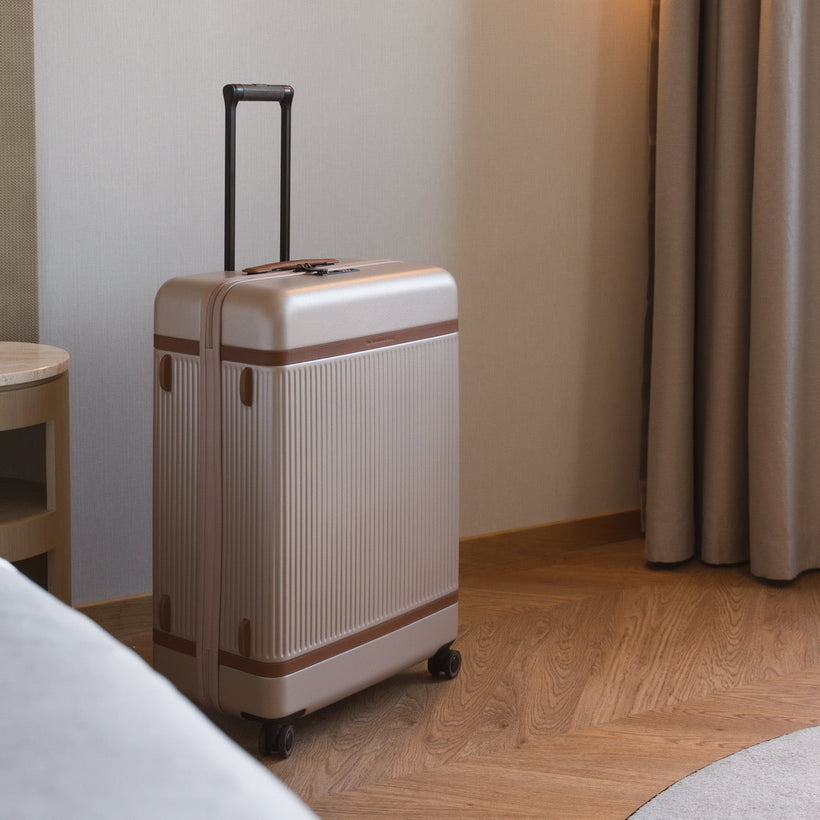Large Suitcase Zuna для Женщин