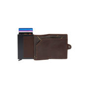 
Everyday Carry Perspective Showing Ergonomic Grab Handle & Strap Comfort