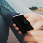 
Classic 100% Full-Grain Leather Card Holder - Вид сзади с усиленными кожаными ремнями и прострочкой