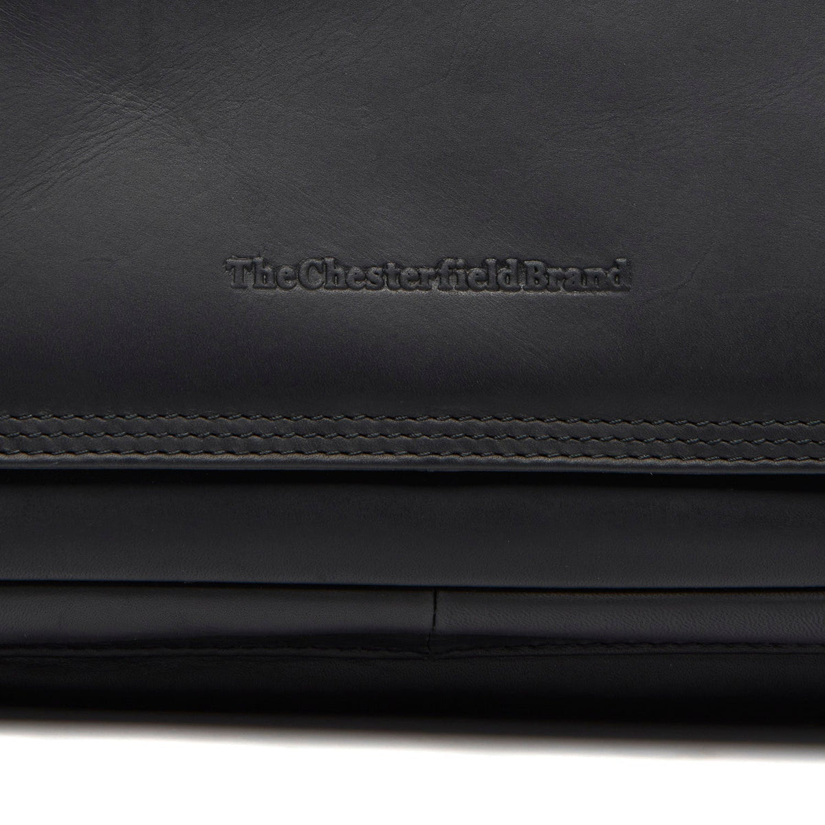 
Classic 100% Full-Grain leather Bag - Вид сзади с усиленными кожаными ремнями и прострочкой