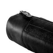 Close-Up Detail of Classic Collar & Heavy-Duty Zipper Hardware on Leather Pencil Case Lea