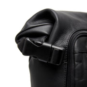 100% Full-Grain Wax Pull-Up 100% Full-Grain Leather Grain Texture &amp; Handcrafted Patina Detail