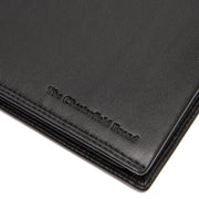 
Solid Antique Brass Hardware & Heavy-Duty Dual Zipper Detail on Lynnwood Кожаное портмоне