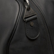 Solid Antique Brass Hardware &amp; Heavy-Duty Dual Zipper Detail on William Full-Grain Leather Weekender Bag