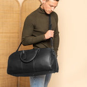 William Full-Grain Leather Weekender Bag - Structured Side Profile Showing Gusset Depth &amp; Expansion Capacity
