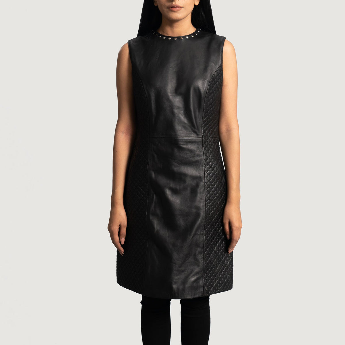 
Luxe Черный Leather Dress для Женщин - Вид спереди и приталенный силуэт | Купить в официальном онлайн-магазине