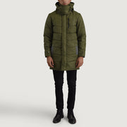 
Moore Оливковый Hooded Parka для Мужчин - Вид сбоку, демонстрирующий эргономичный крой рукава