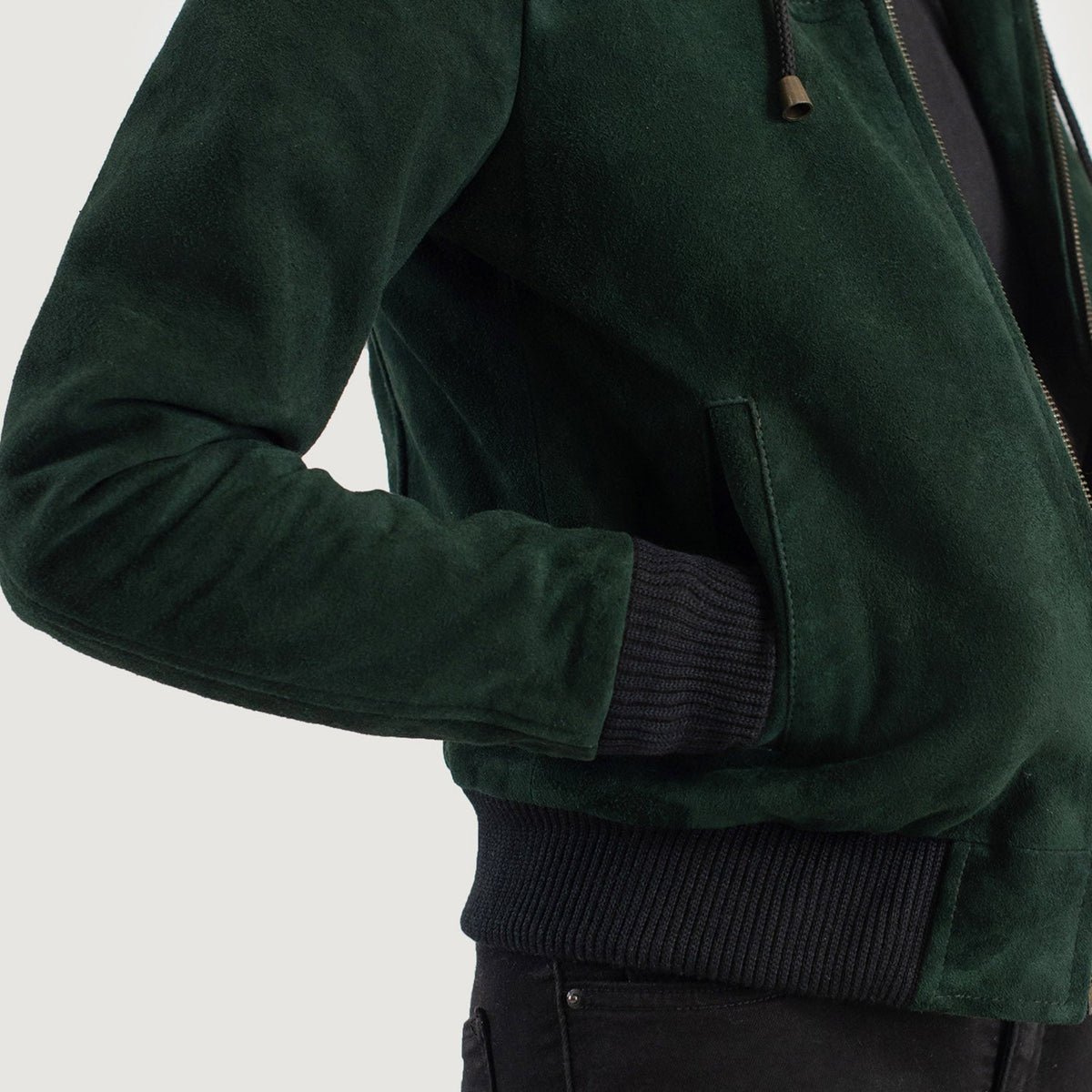 
Вид подкладки Showing Fleece Lined & Два функциональных внутренних кармана