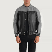 
Terrance Black & Red Leather Varsity Jacket in Black & Red Sheepskin Leather - Вид спереди и приталенный силуэт | Купить в официальном онлайн-магазине